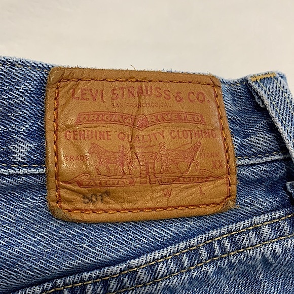 Levi's Premium Denim Jean Shorts Womens Size 25 Button Fly Distressed Frayed Hem - Picture 9 of 15